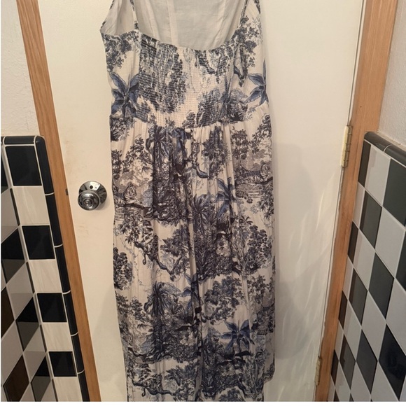 Elegant H & M midi Summer Dress Gorgeous pattern + quality looks designer L - Picture 6 of 7